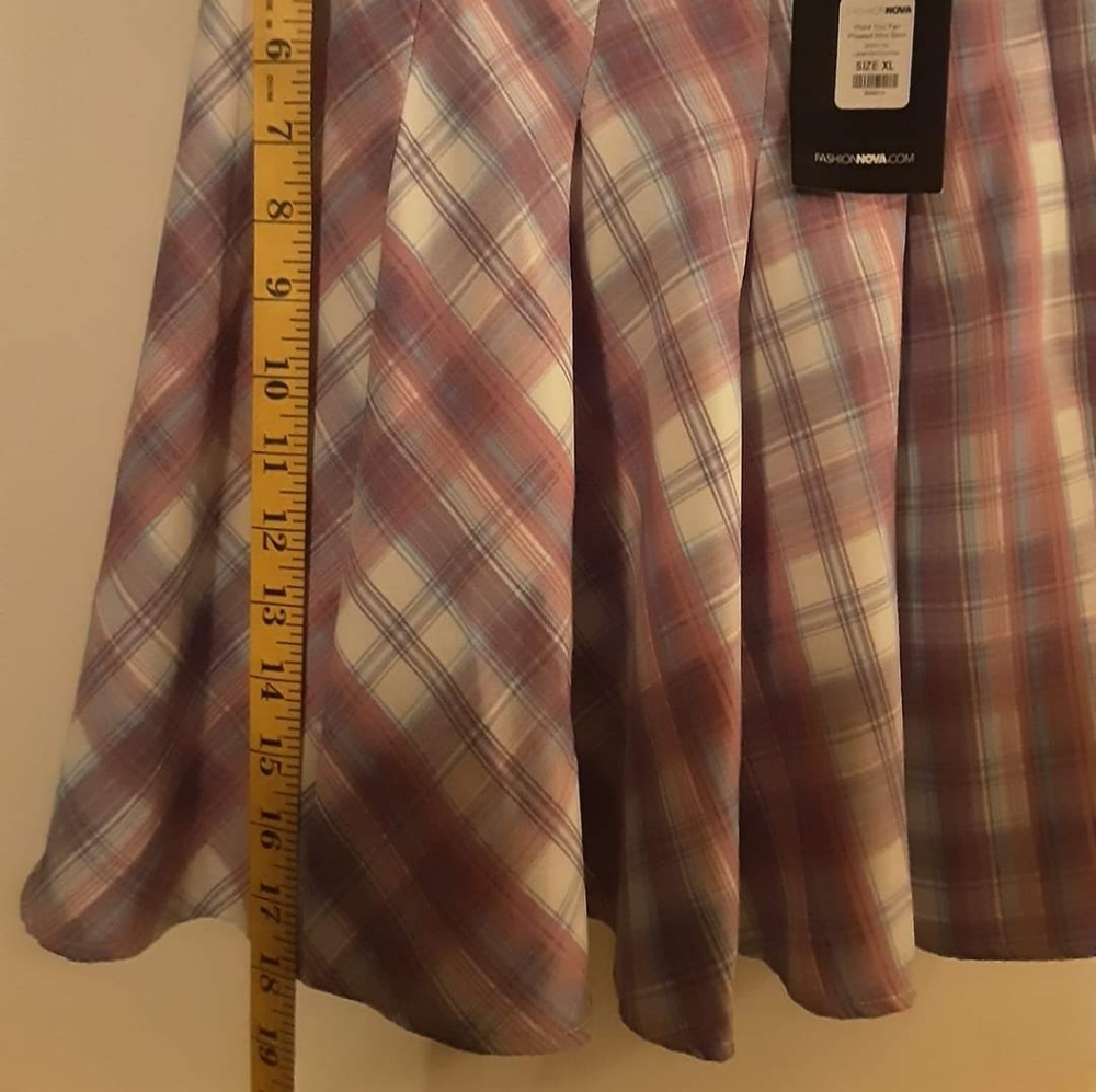 Pleated Skirt XL/15 - Picture 4 of 5